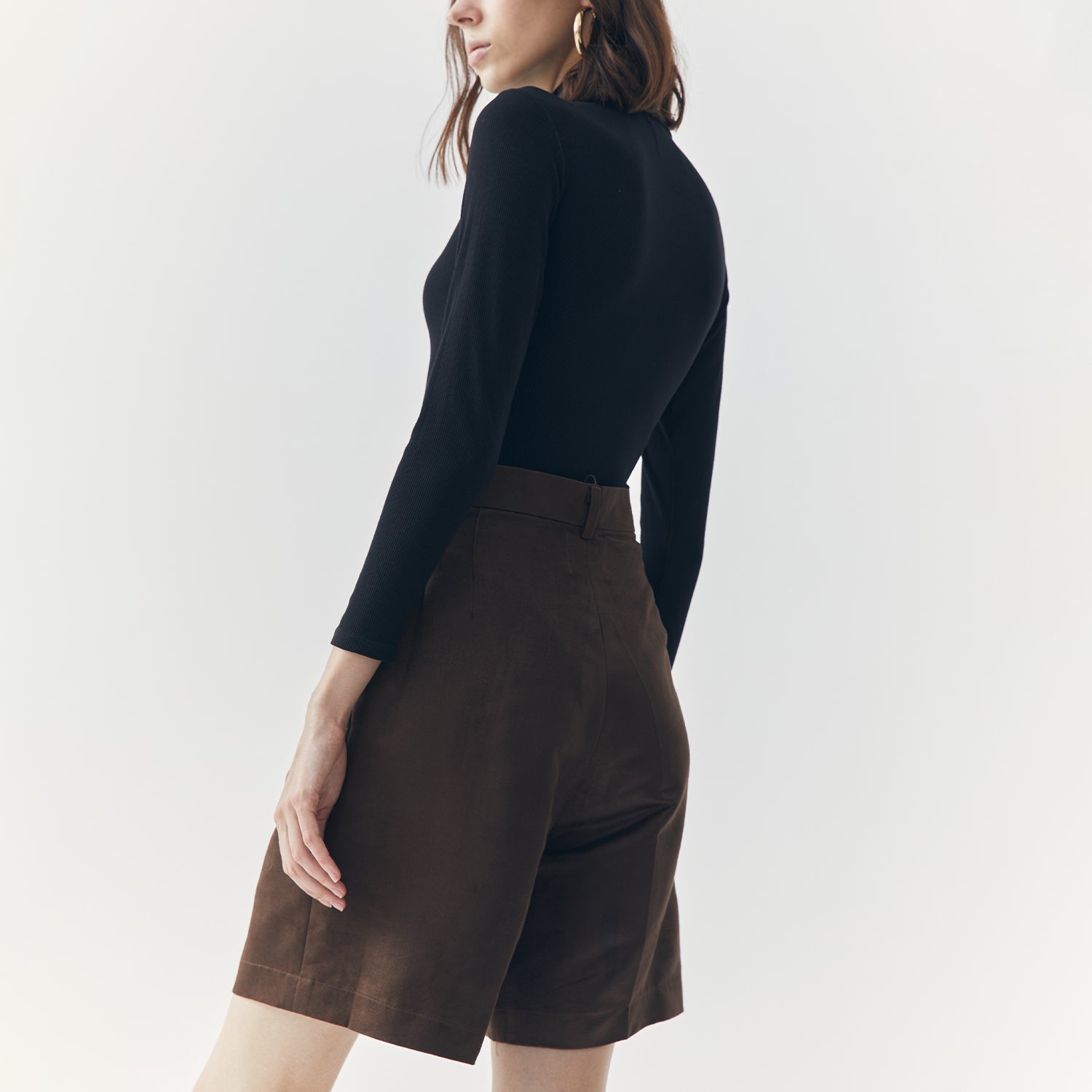 JETT SUEDE BERMUDA SHORTS PANTS
