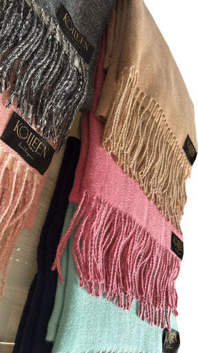 Cashmere shawl : Where Cloud-Like Comfort Meets Himalayan Luxury"