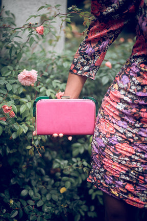 Liz - Satin Clutch w/strap