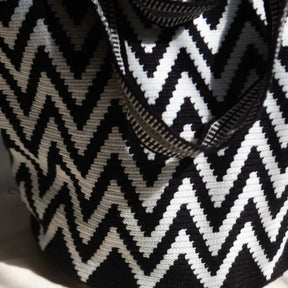 Ondas Wayuu XL Tote Bag