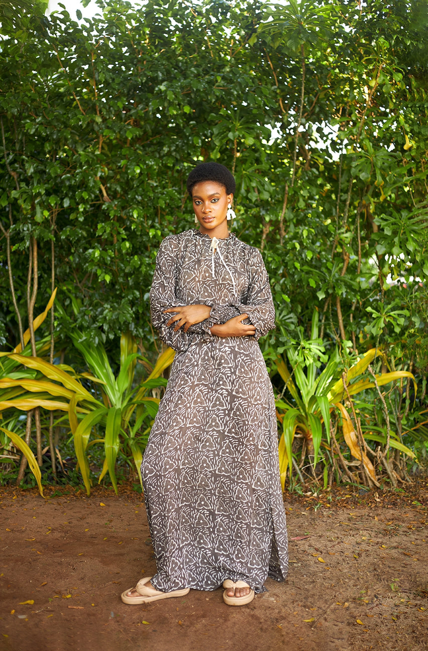 Ihunanya Floral Indigo kaftan