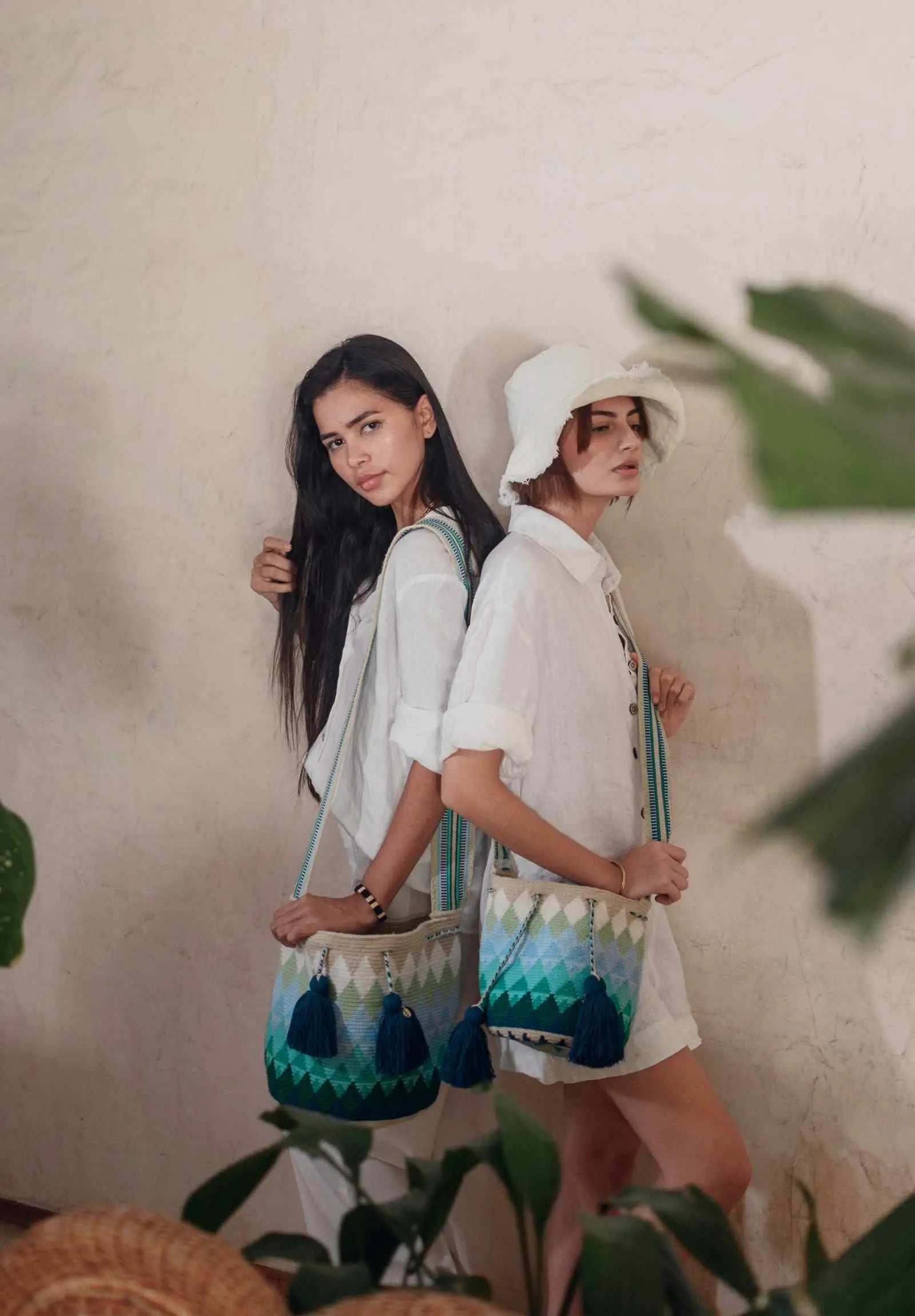Peacock Wayuu Bag (Medium)