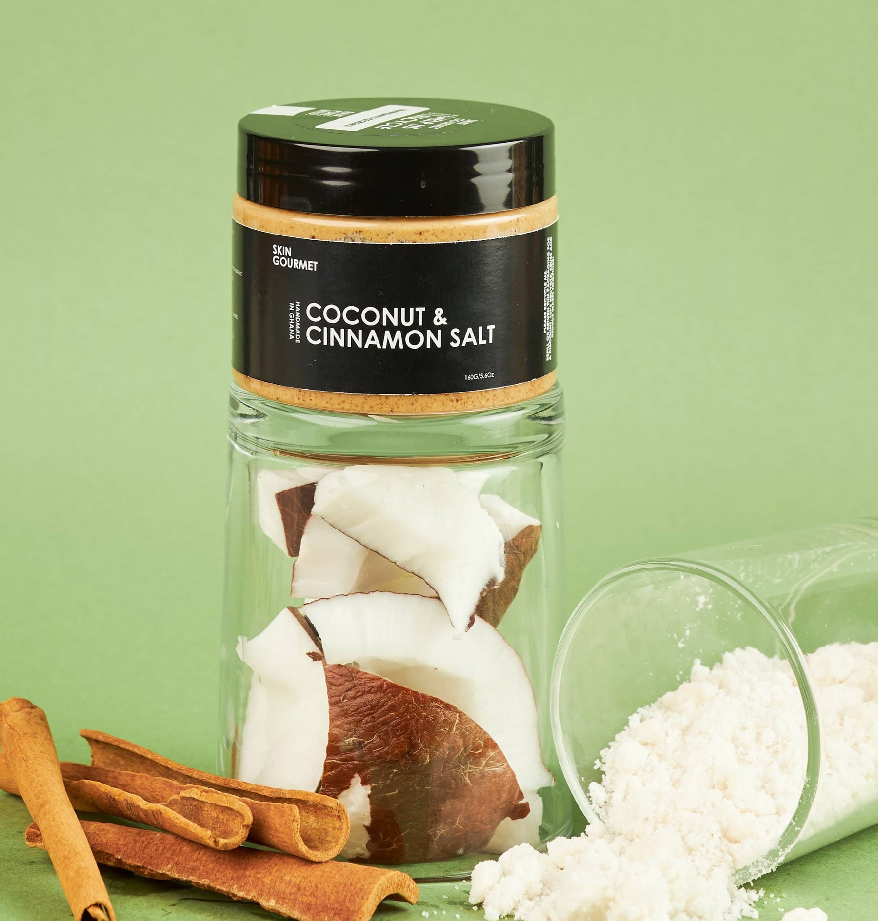 Coconut & Cinnamon Exfoliating Salt