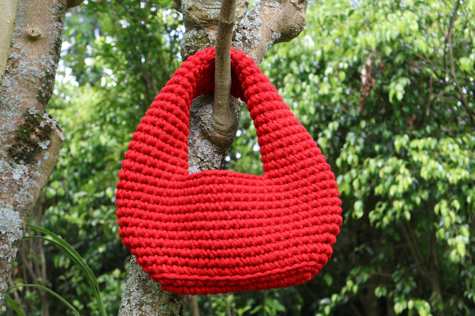 Cartera Basquiat – Luxury Handcrafted Shoulder Bag Inspired by Jean-Michel Basquiat | Ethical Fashion from Ecuador