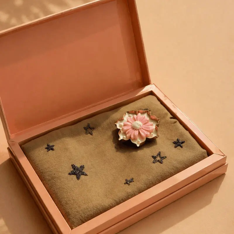 The Pretty Promise Box