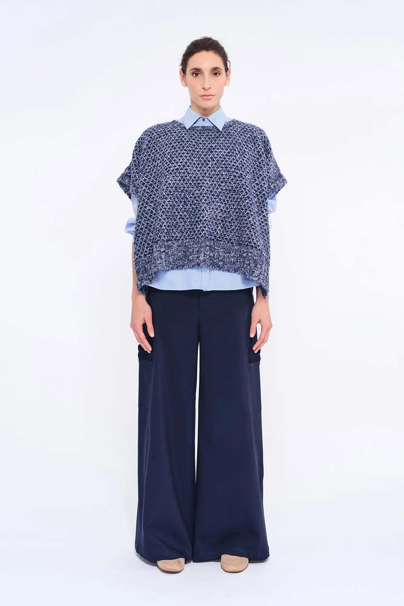 Chelsea Openwork Alpaca Poncho | Navy Melange