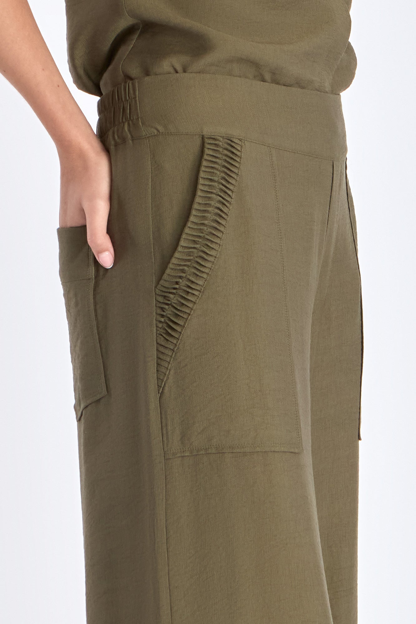 Clark Ease Pant | Olive
