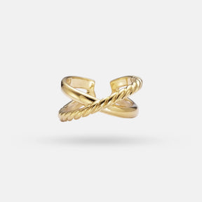 The Hawthorn Twistline Ring