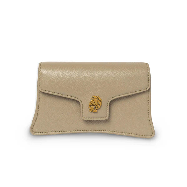 The Oma Clutch
