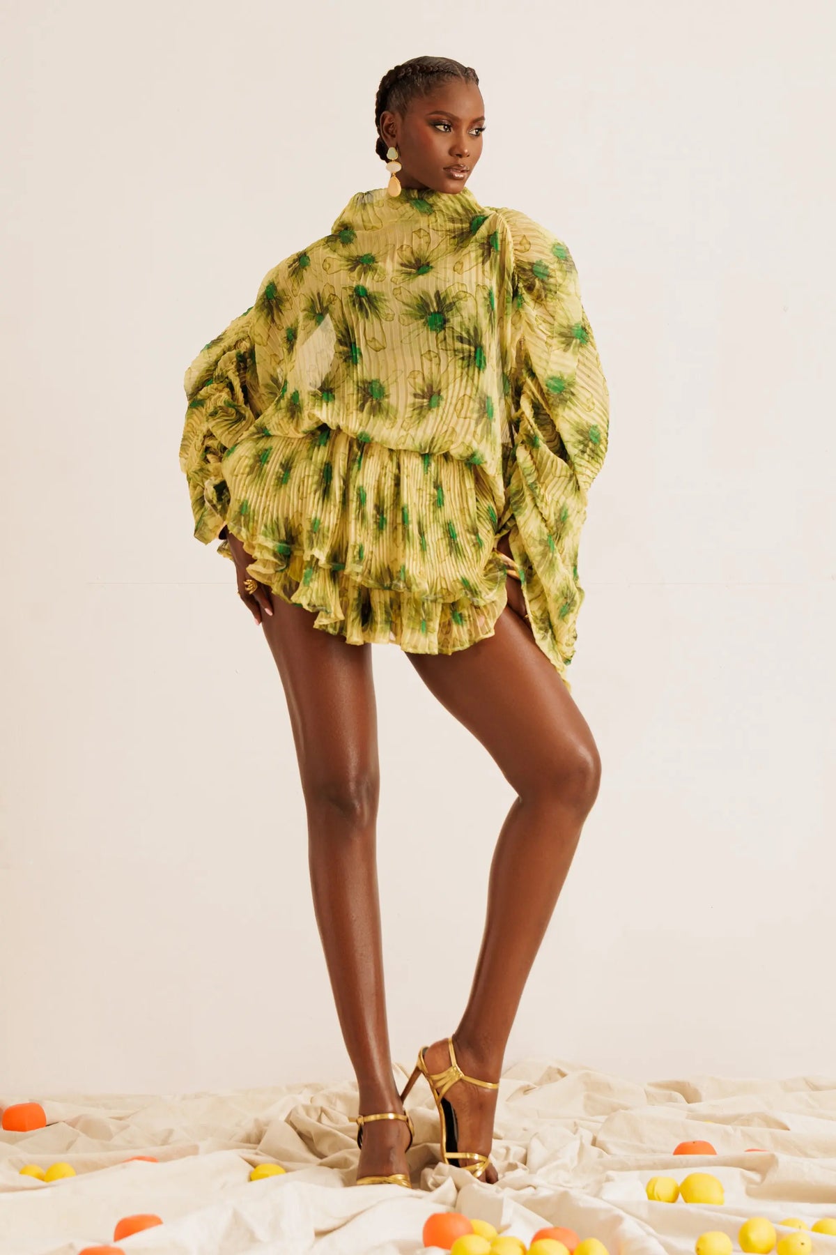 KAHE SHORTS SET