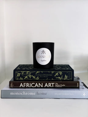 Capulana Candle – A Vibrant Tribute to Tradition and Tranquility