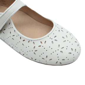 Everly Ballerina