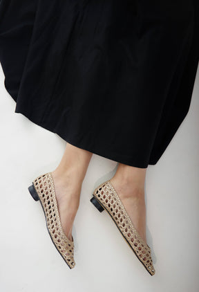 ADDA CRAFT GOLD FLATS