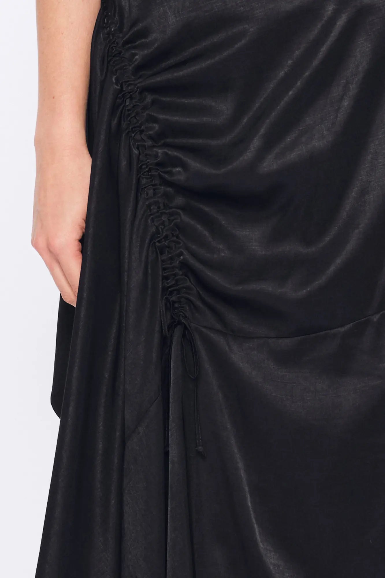 Olenka Asymmetric Ruched Skirt | Black