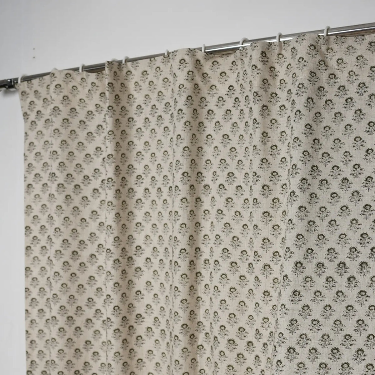 Hancrafted Block Viscose Linen Ring Curtain - Bagru Buti