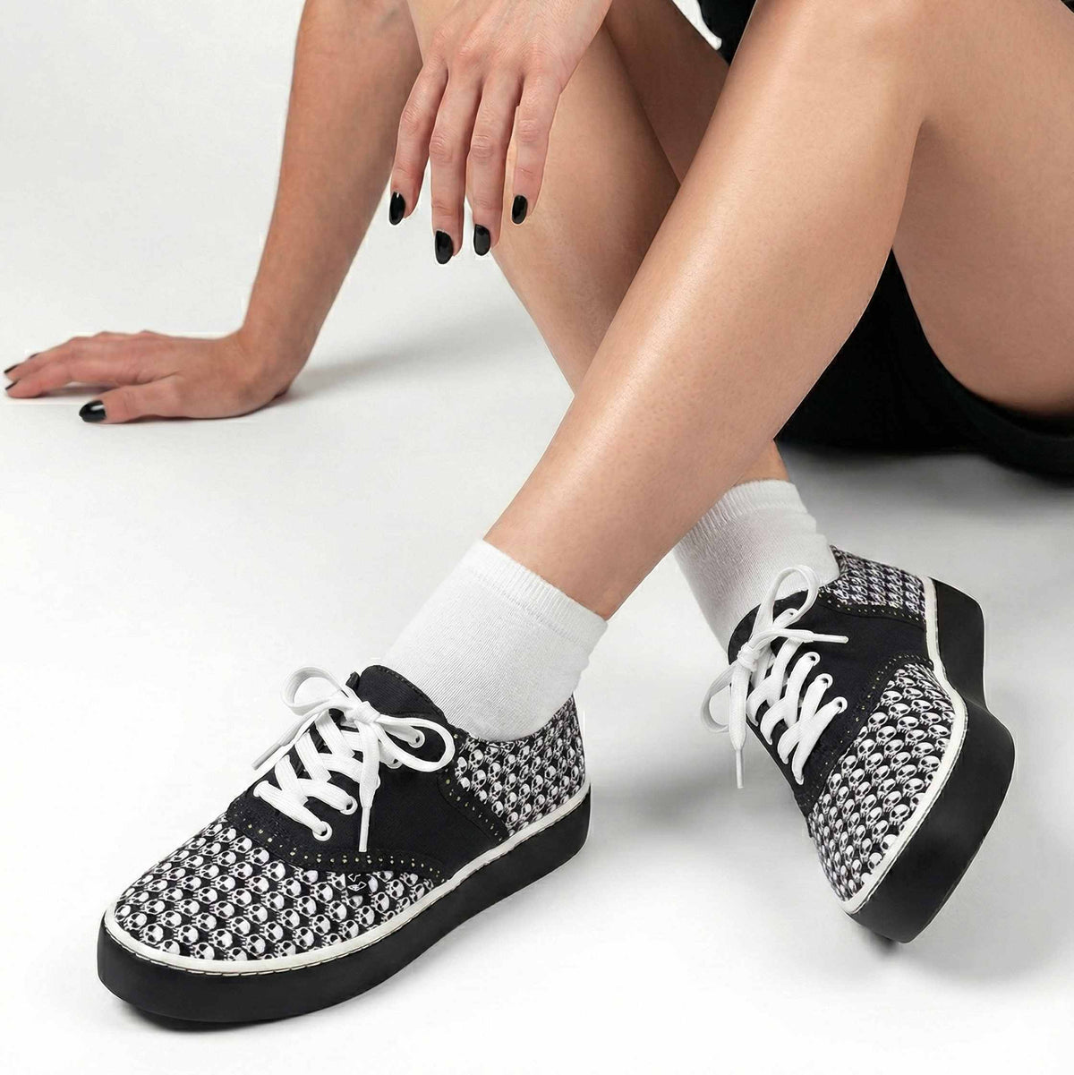 Bone & Chic Casual Sneaker