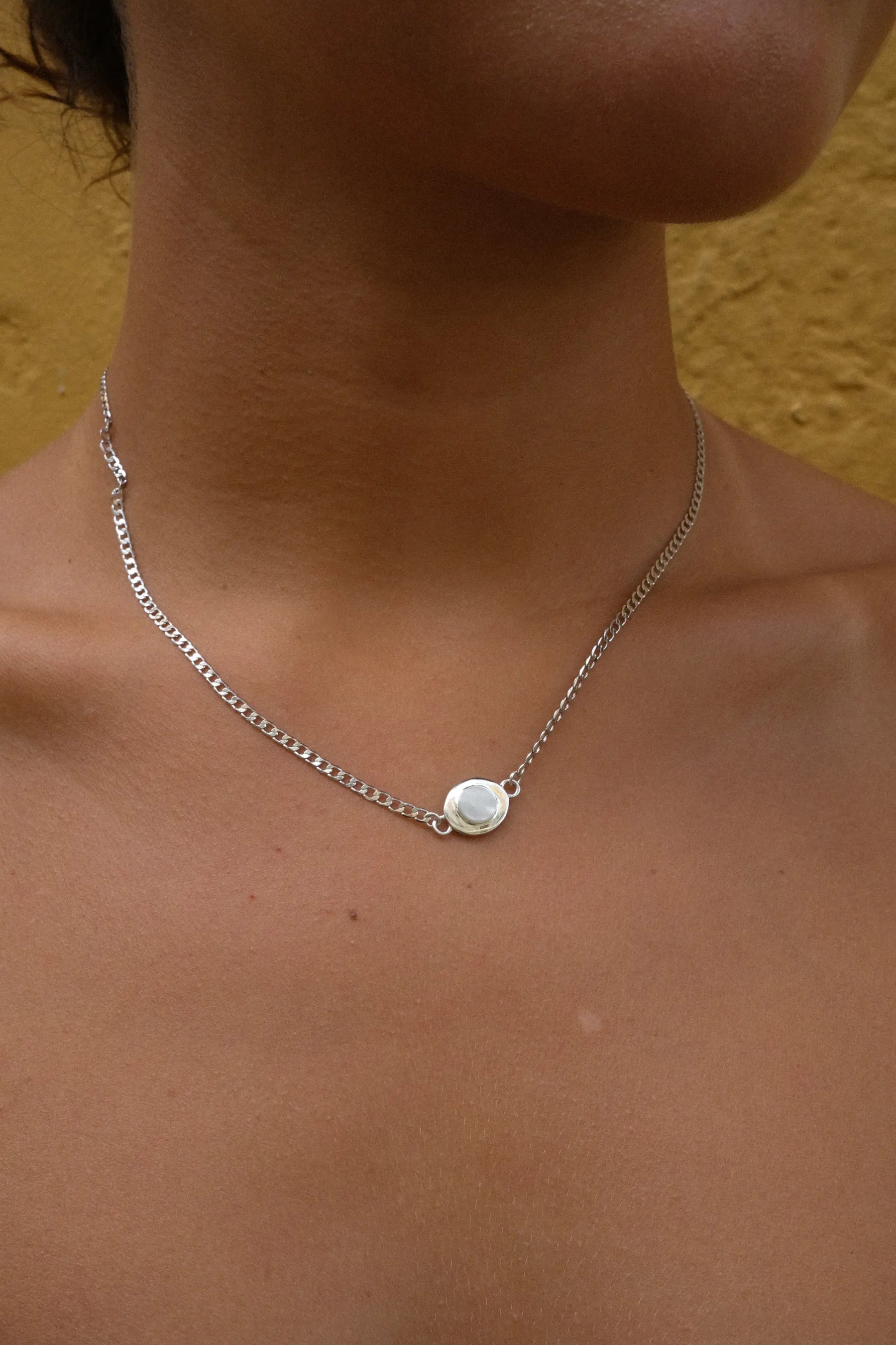 Aura Mother Pearl Necklace