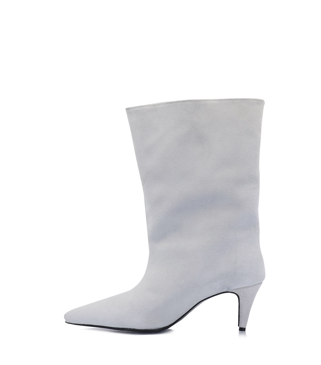 Elegant Off-White Suede Booties with Eco-Friendly Lining Kuhl