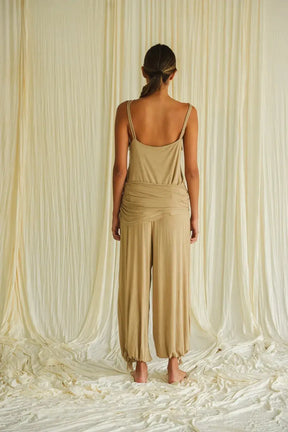 Notice Balloon Pant in Camel