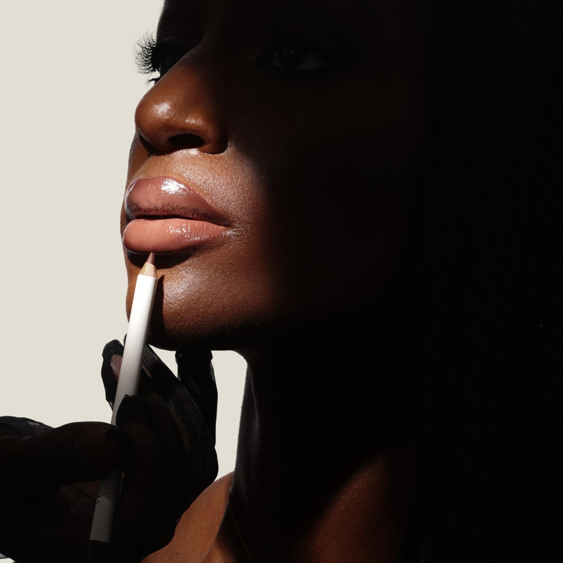 Lip Definer