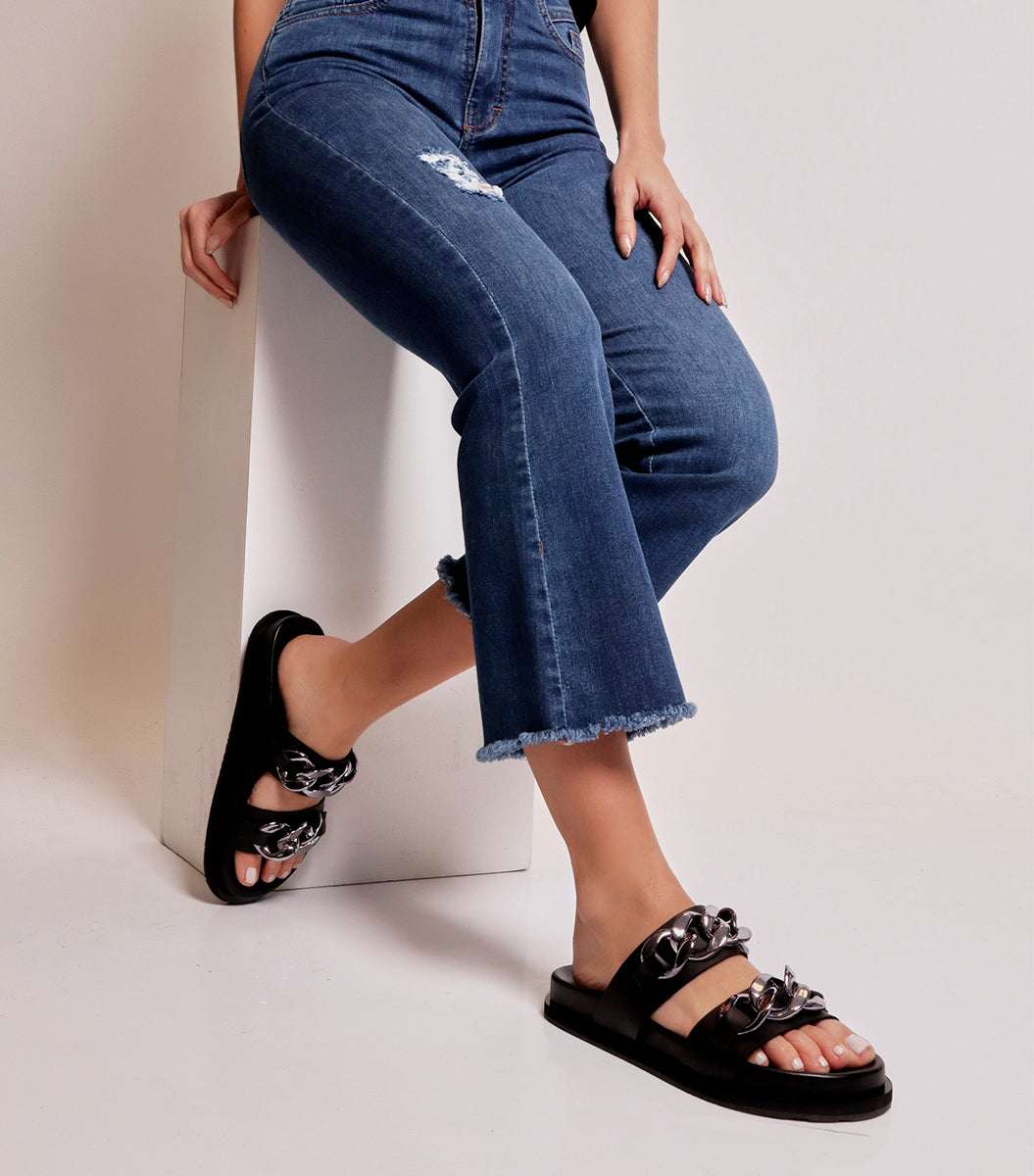 Stylish Black Platform Sandals with Chain Detail Rob