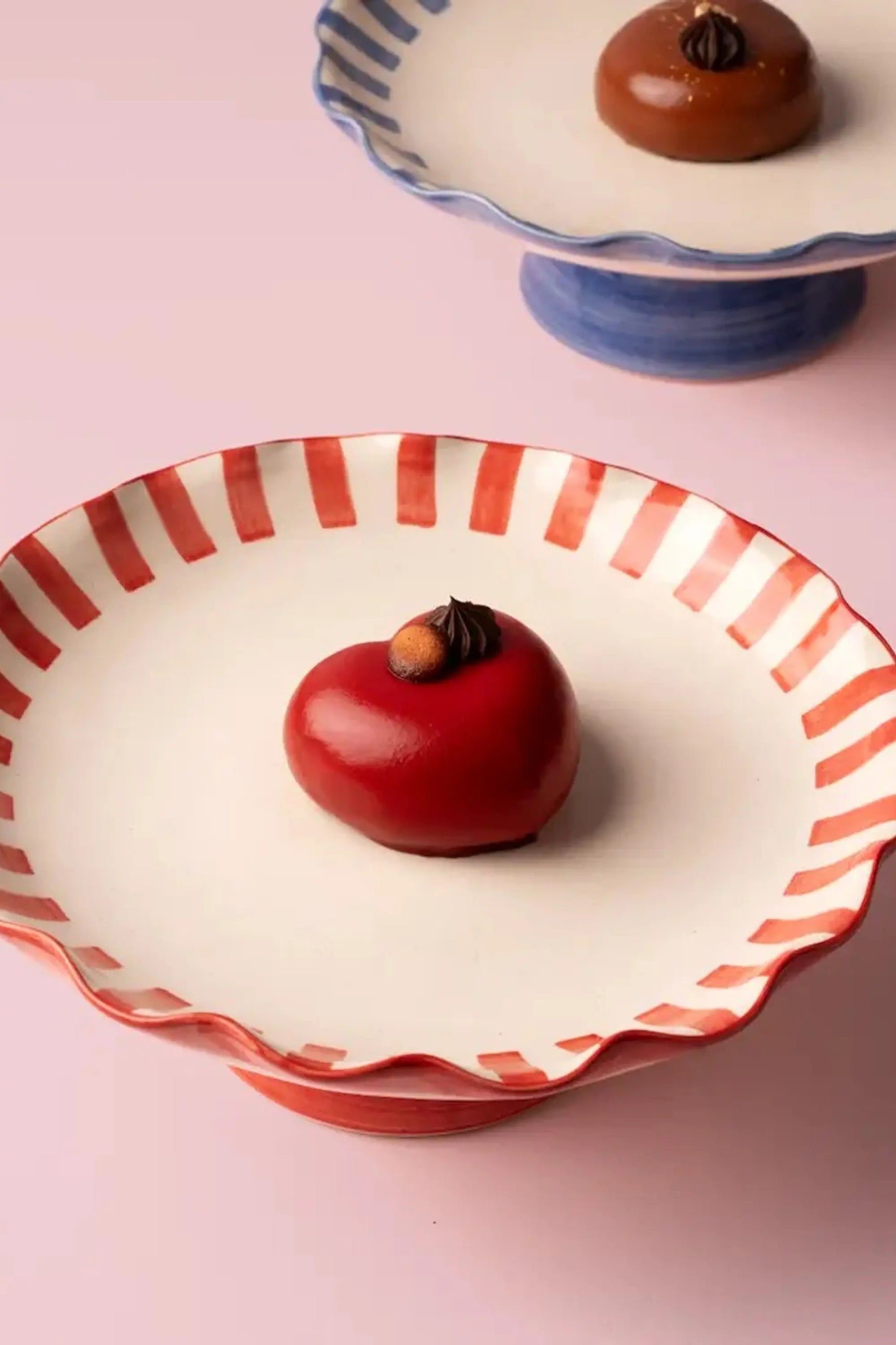 Ceramic Stripe Cake Stand,red - 10 X 10 X 3.75 Inches