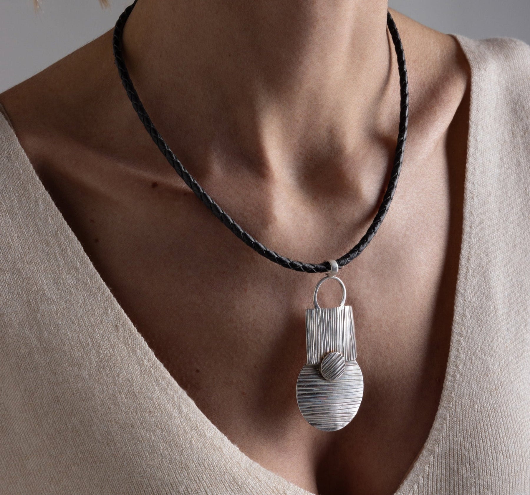 SOLAR ECLIPSE pendant