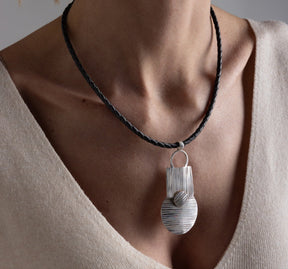 SOLAR ECLIPSE pendant