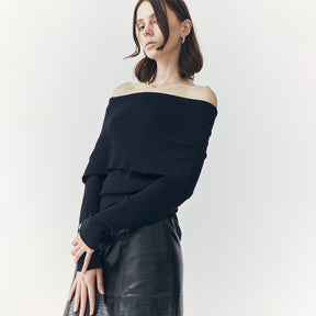 SIA OFF SHOULDER KNIT TOP