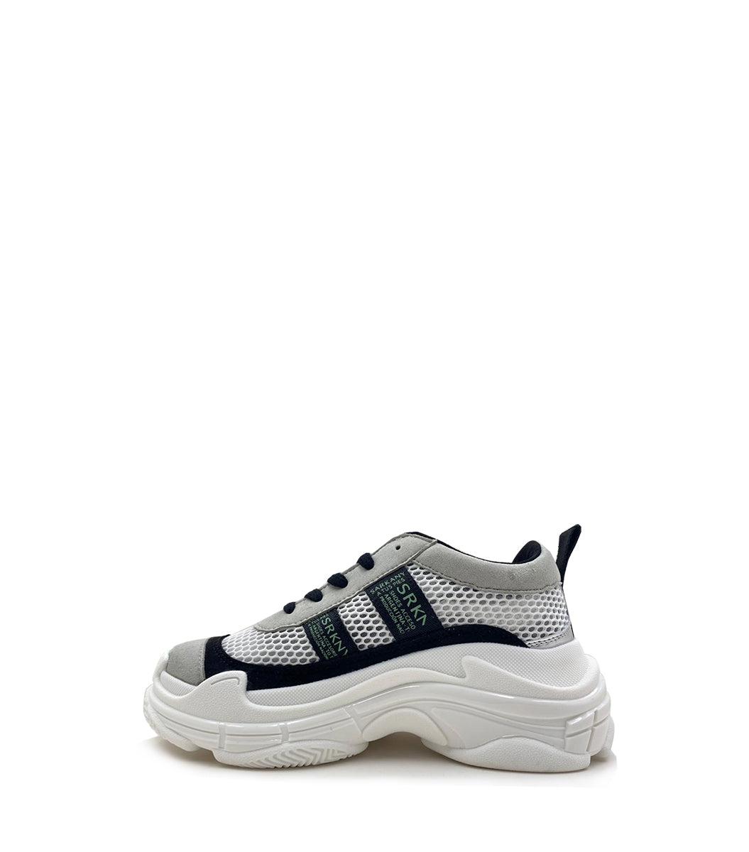 Eco-Friendly Mesh Sneakers with Sporty Sole Net