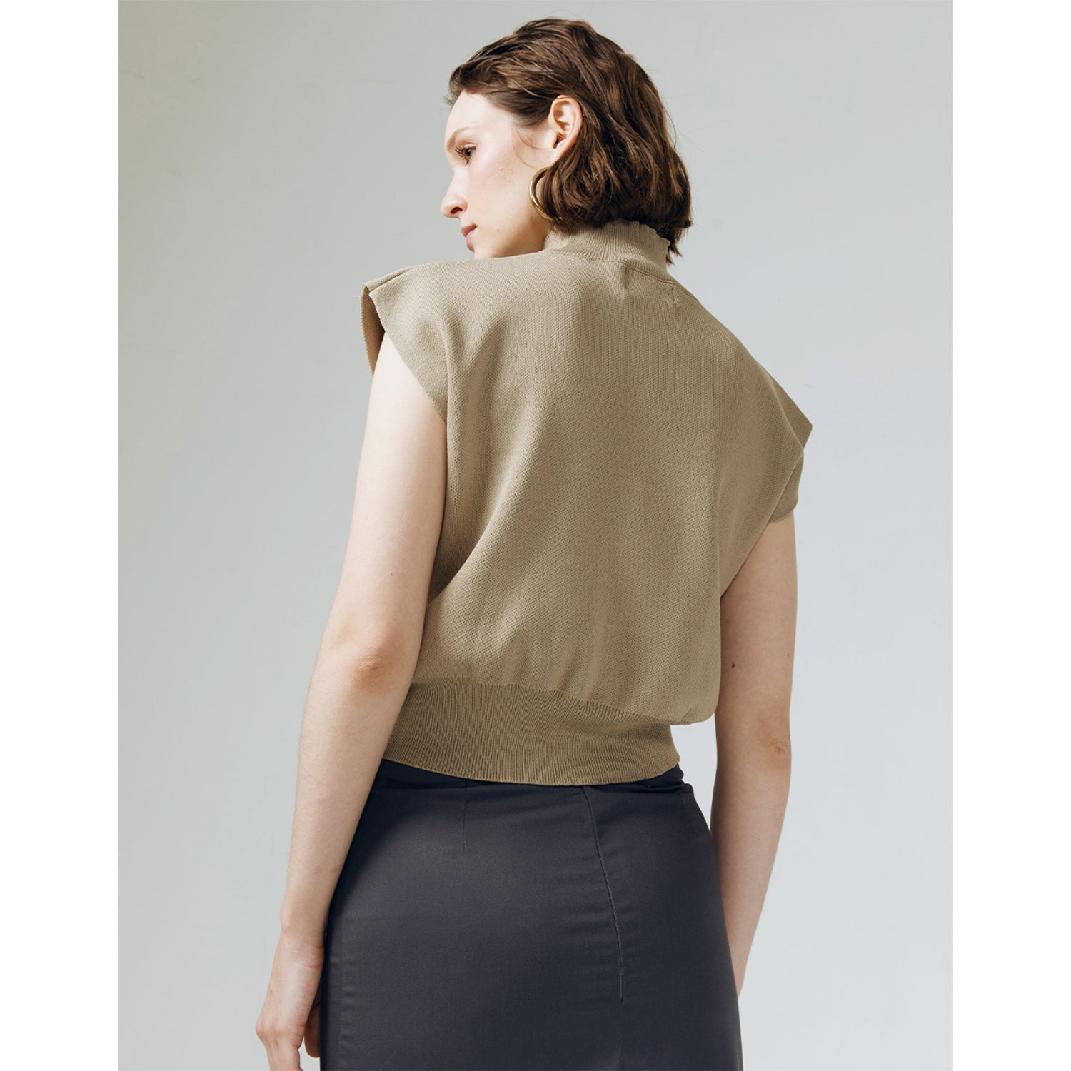 GISELLE  ESSENTIAL KNITTED TURTLE NECK