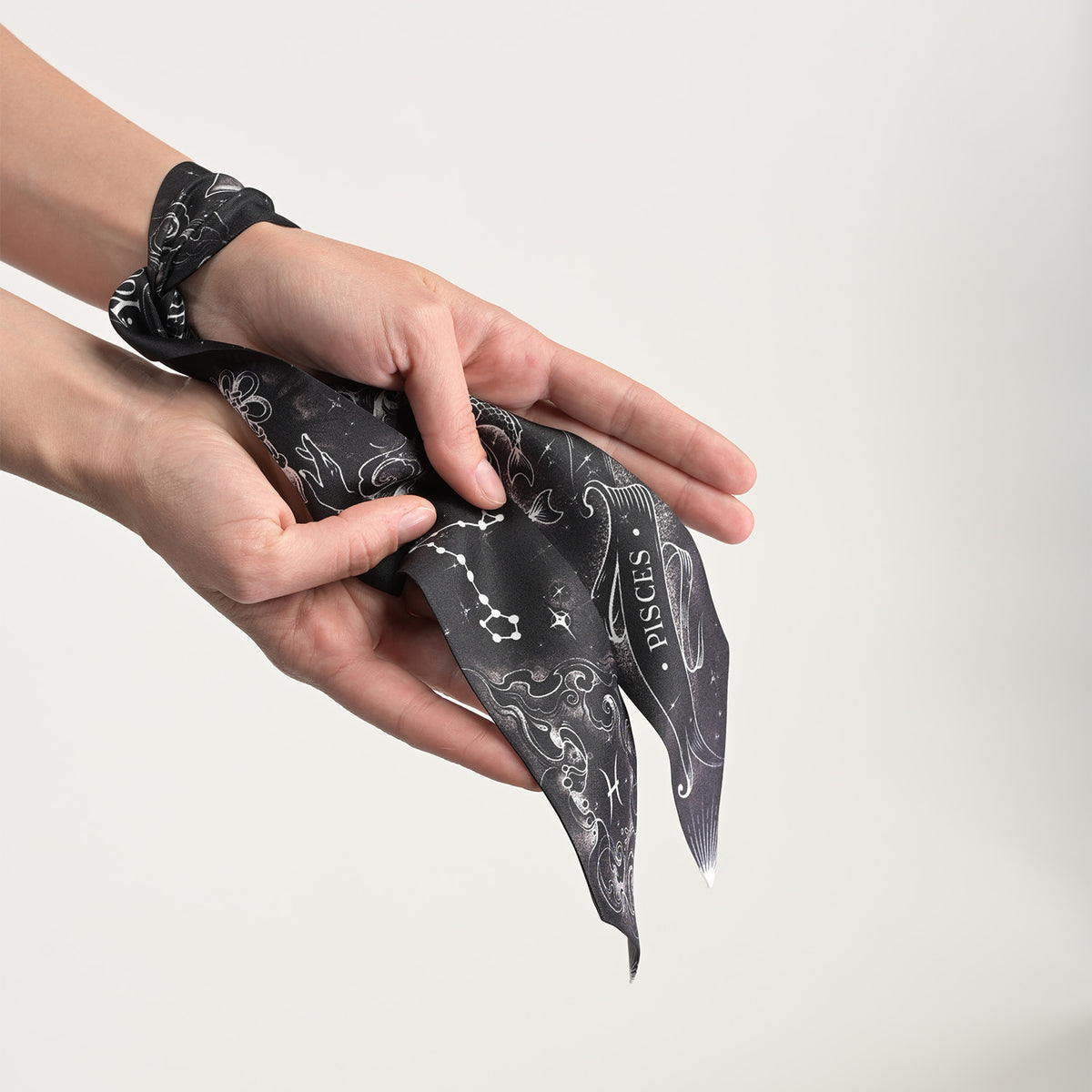 Pisces Zodiac Twilly