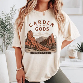 Garden of the Gods Colorado Mountain Landscape Graphic T-Shirt |