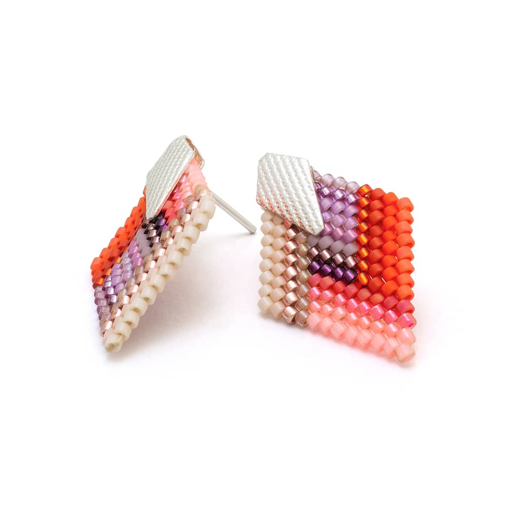 COLOR GEOMÉTRICO Miyuki Small Rhombus Silver Studs