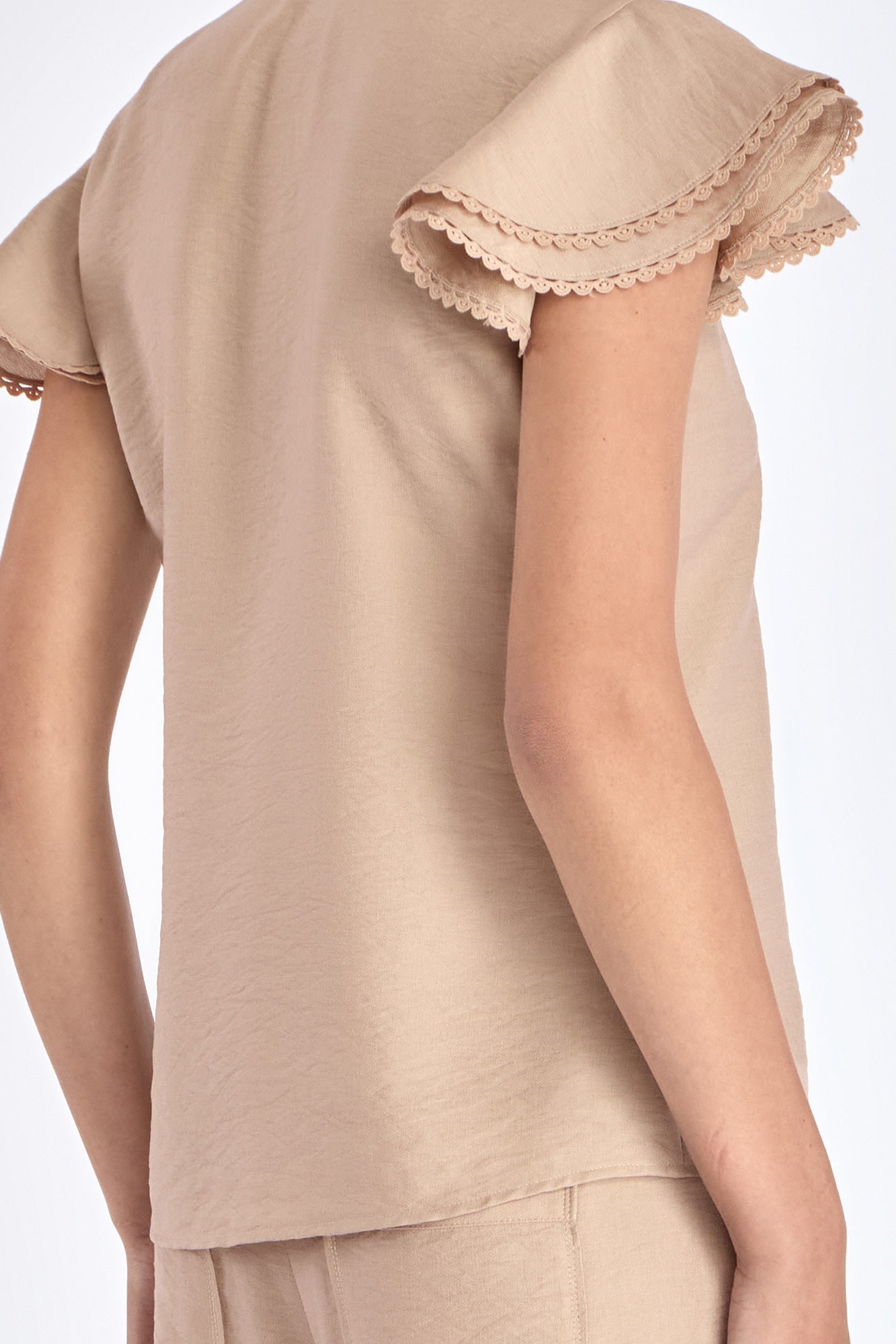 Clark Ruffle Sleeve Blouse | Nude