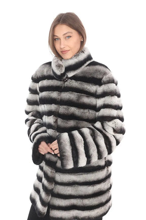 Luxury Fluffy Chanchila Fur Coat – Exquisite Elegance &amp; Unmatched Comfort