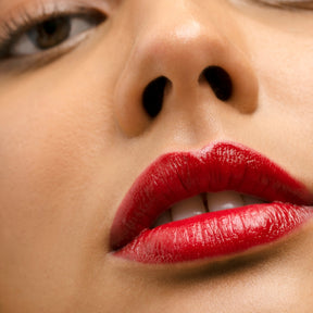 LIPSTICK RED PARIS AT 7PM