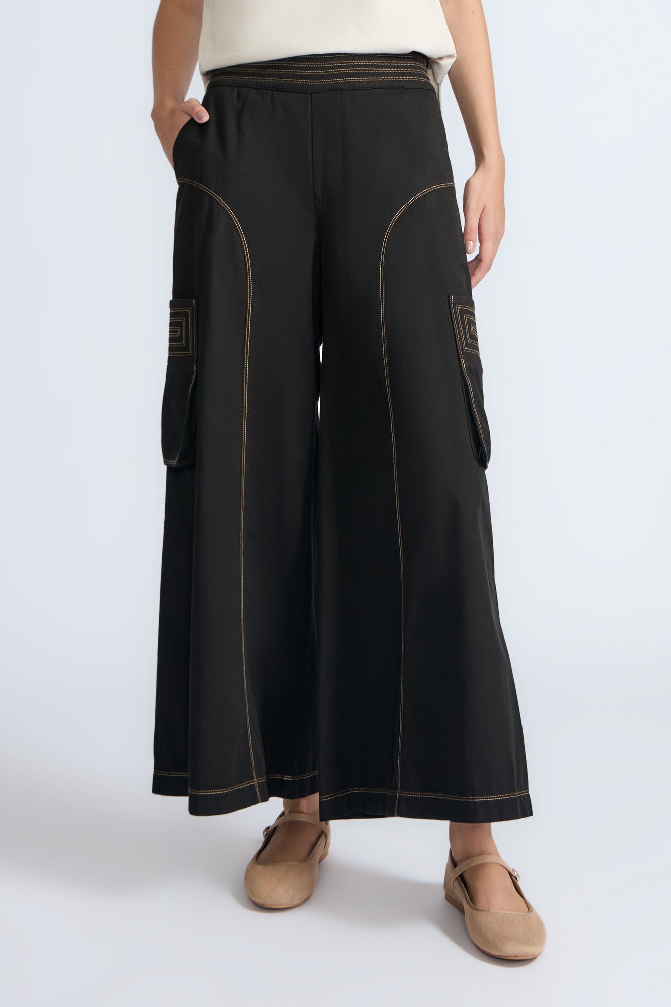 Bela Pant | Black