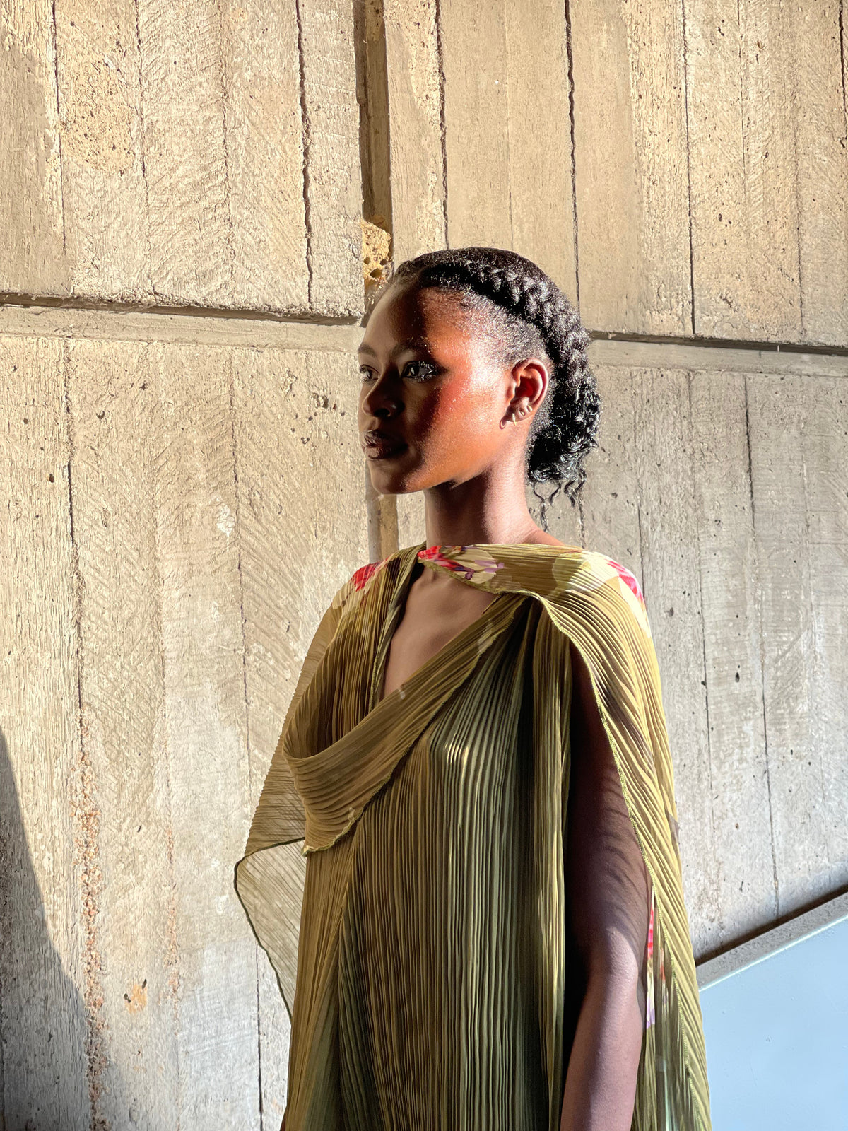 ZERA PLEATED DRESS- OLIVE CALA