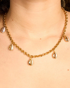 Golden Shells Necklace