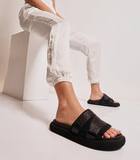 Sporty Eco-Friendly Black Slides Alu