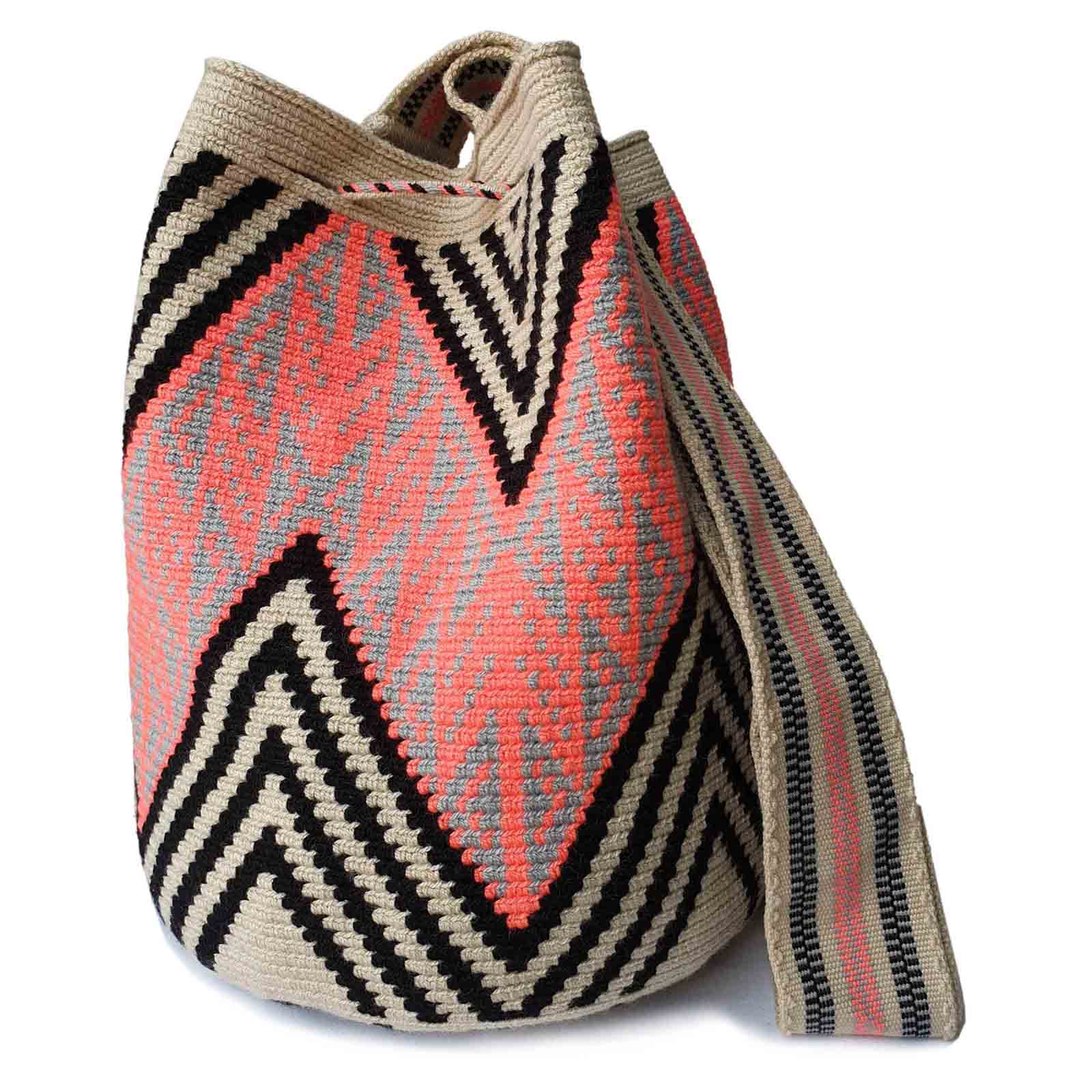Ibiris Wayuu Crochet Bag