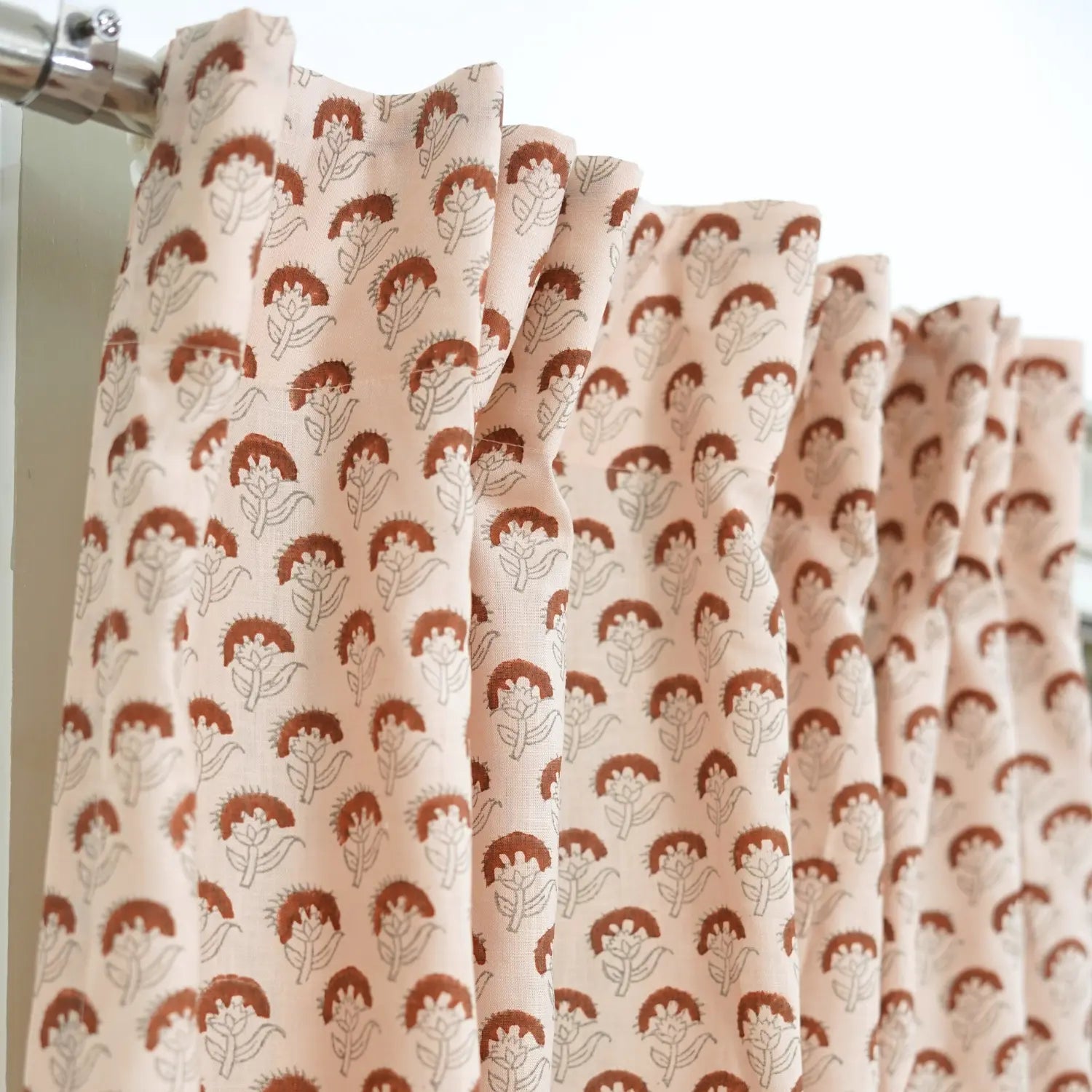 Artistic Block Viscose Colored Linen Curtain - Juju Flower