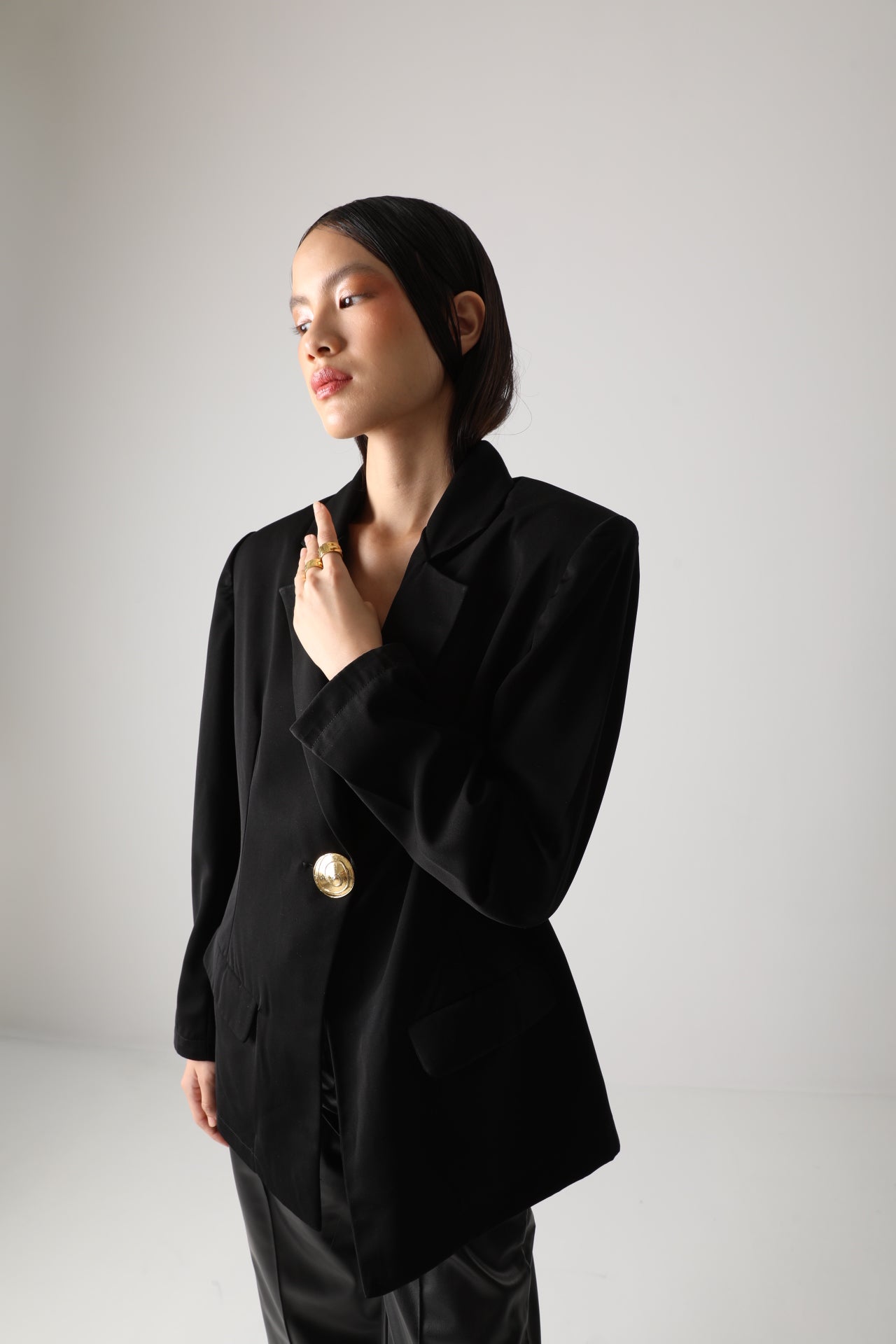 LEONIE STANDARD LENGTH BLAZER