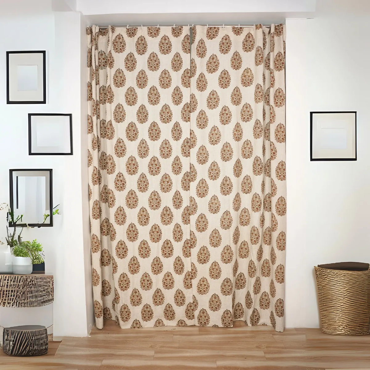 Floral Block Design Viscose Linen Ring Curtain- Kumud