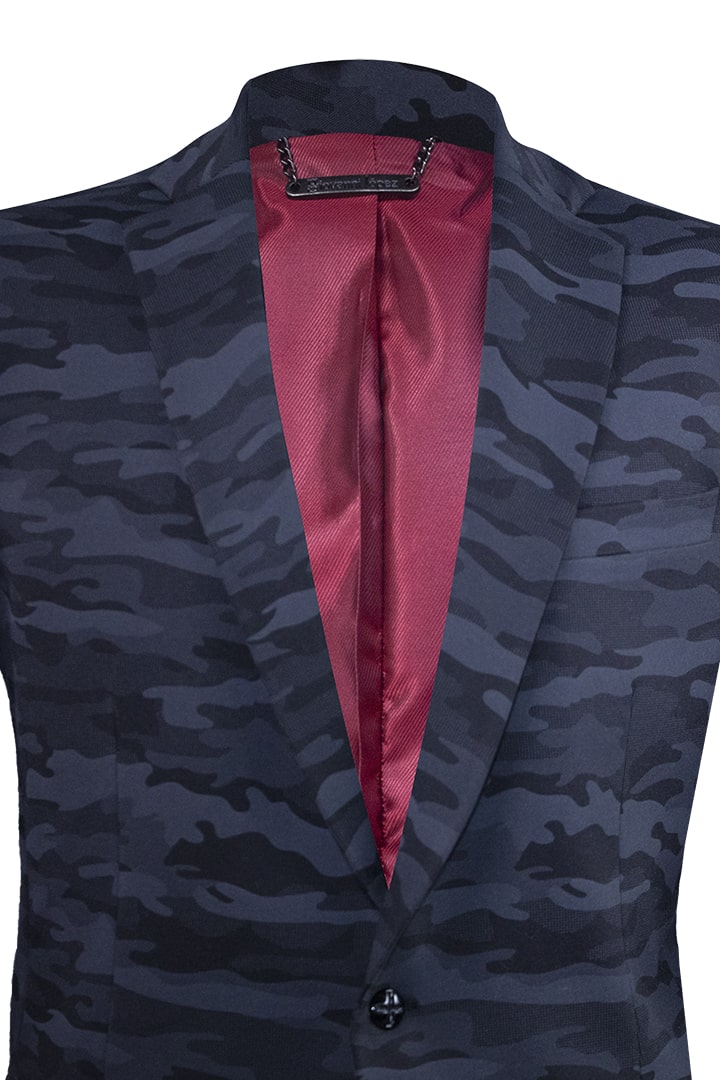 Gray camouflage blazer combined with synthetic leather