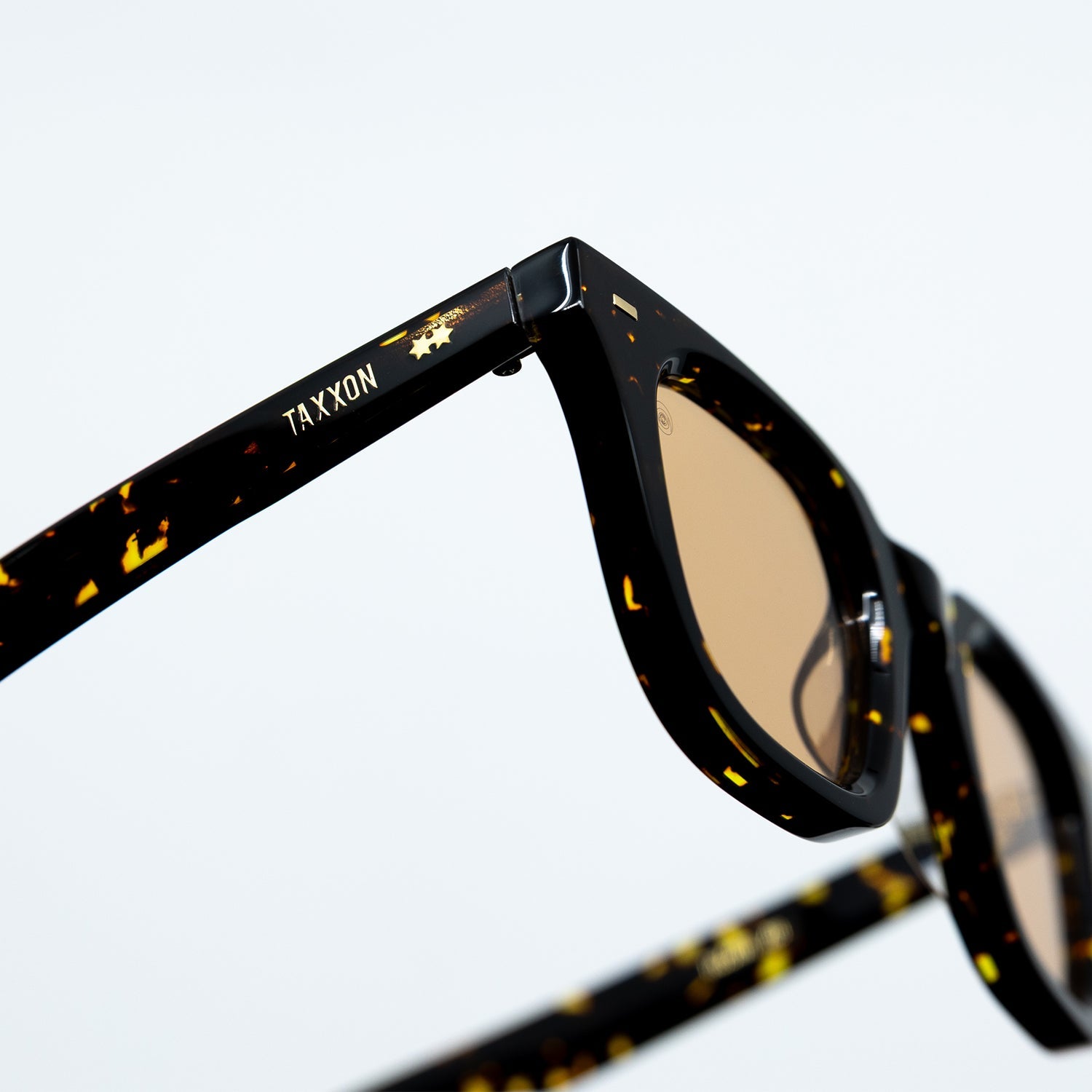 Zid Sunglasses with Tortoise Frame & Orange Lens