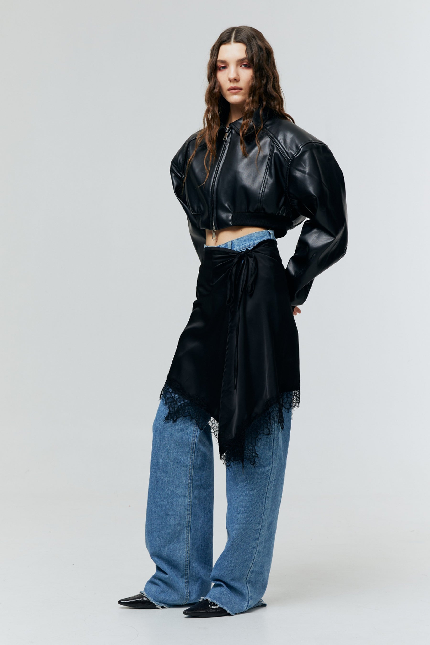 VIVIENNE LACE WAIST WRAP