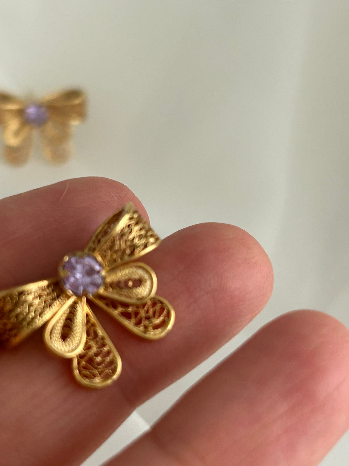 Amara Bow Earrings