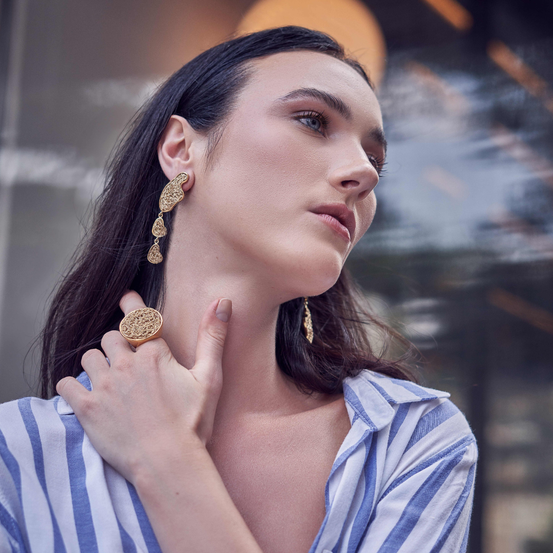 Luxurious Asymmetrical Gold Statement Earrings